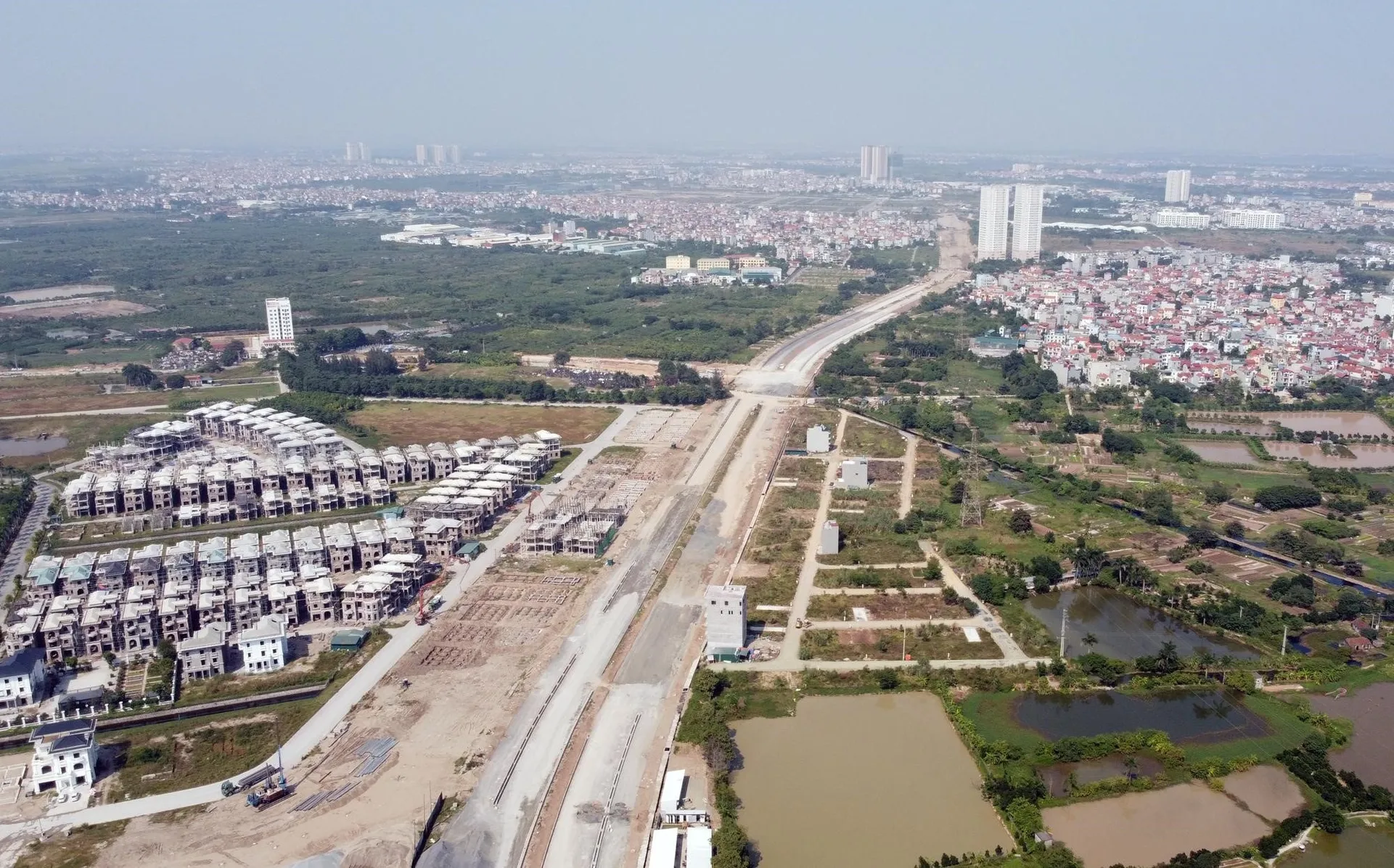 Nhà đất tại xã Đức Giang, huyện Hoài Đức có giá bán bao nhiêu?