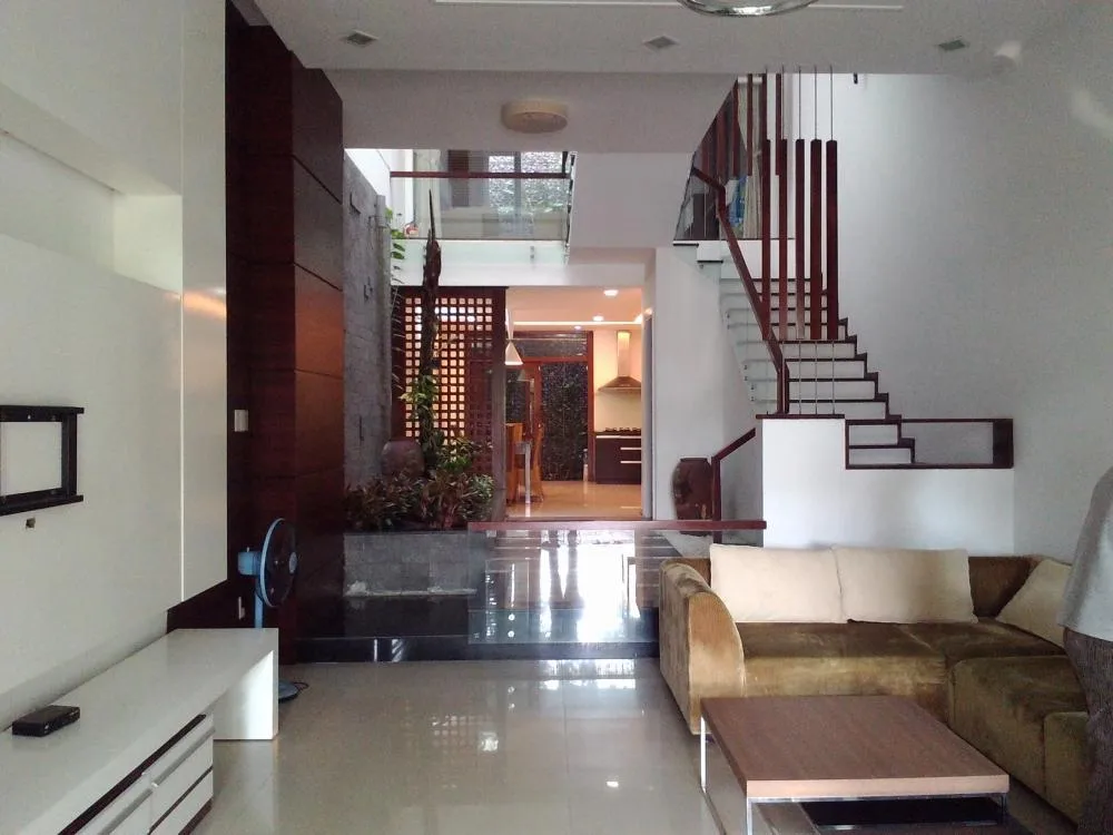 Giá bán nhà đất tại xã Hữu Hòa, huyện Thanh Trì hiện là bao nhiêu?