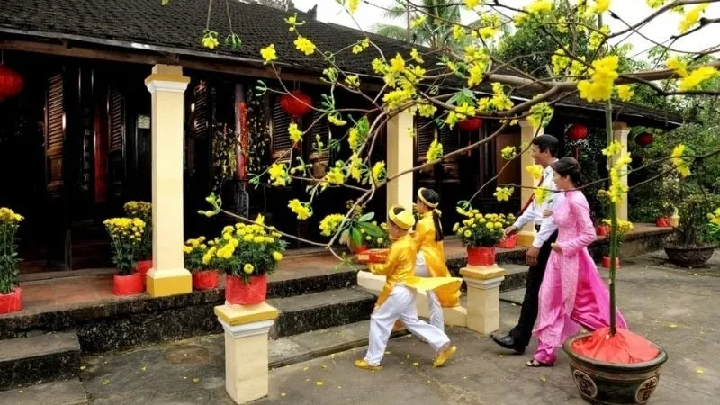 Năm 2024 Giáp Thìn tuổi nào hợp xông đất cho gia chủ tuổi Tỵ?