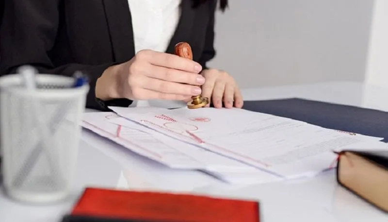 Thực hiện công chứng, chứng thực giao dịch nhà đất cần lưu ý gì?