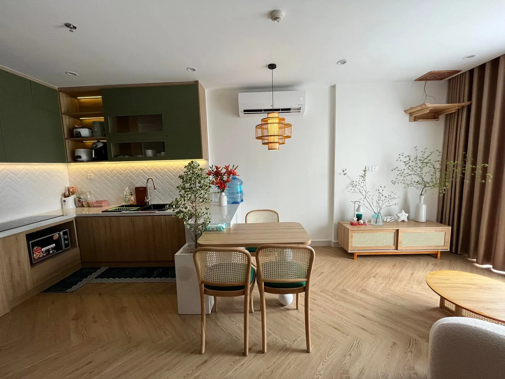 Cô gái 9x "gây sốt" với thành tích mua hai căn nhà chỉ sau 5 năm