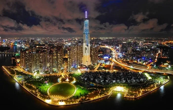 Cầm 200k ăn chơi "thả ga" tại Vinhomes Central Park
