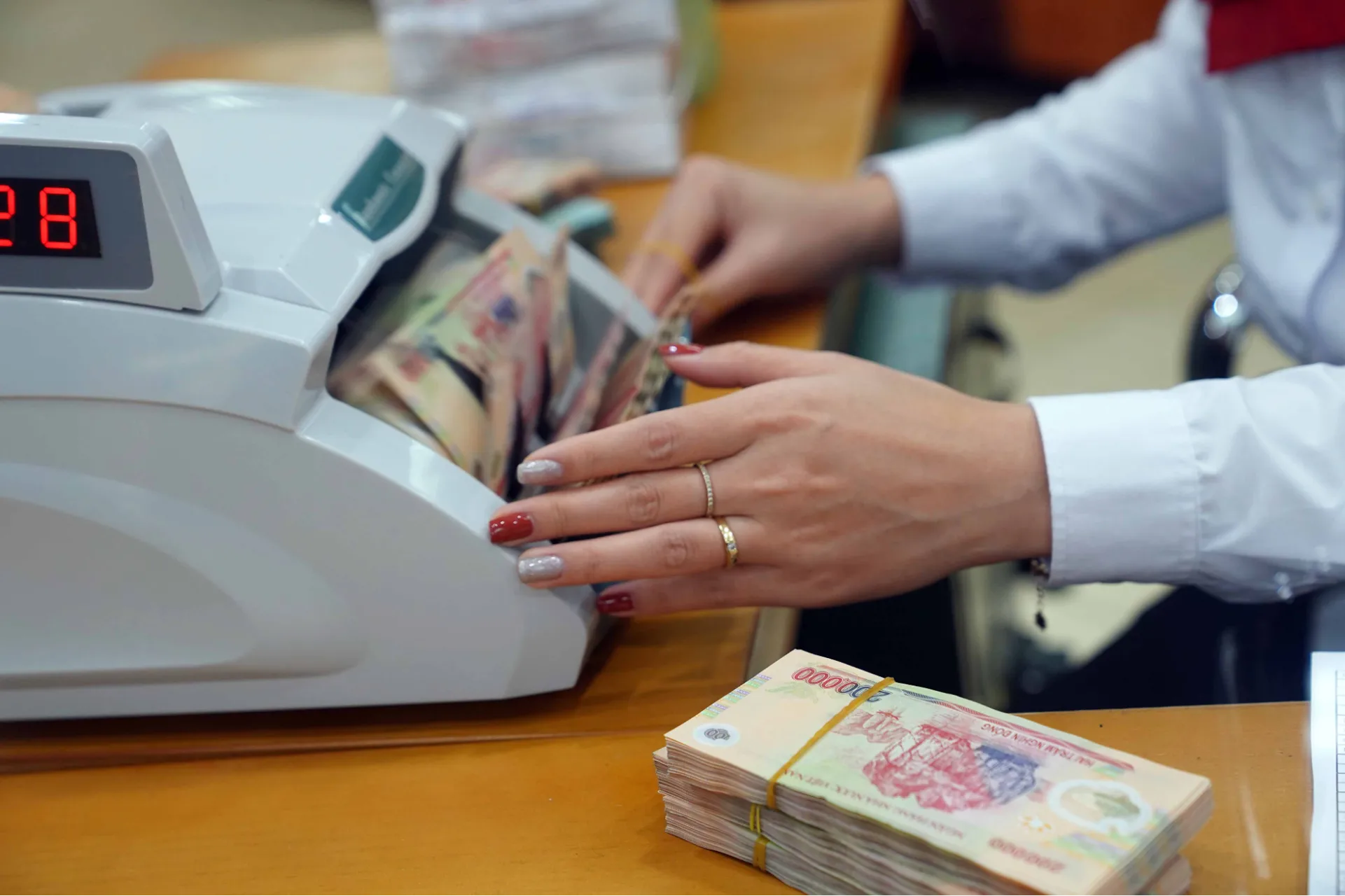 500 triệu gửi ngân hàng UOB lãi suất bao nhiêu?