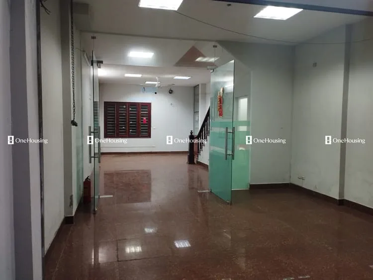 Nhà mặt phố diện tích 60m2 - 80m2 Khu đô thị Văn Phú quận Hà Đông giá bao nhiêu?