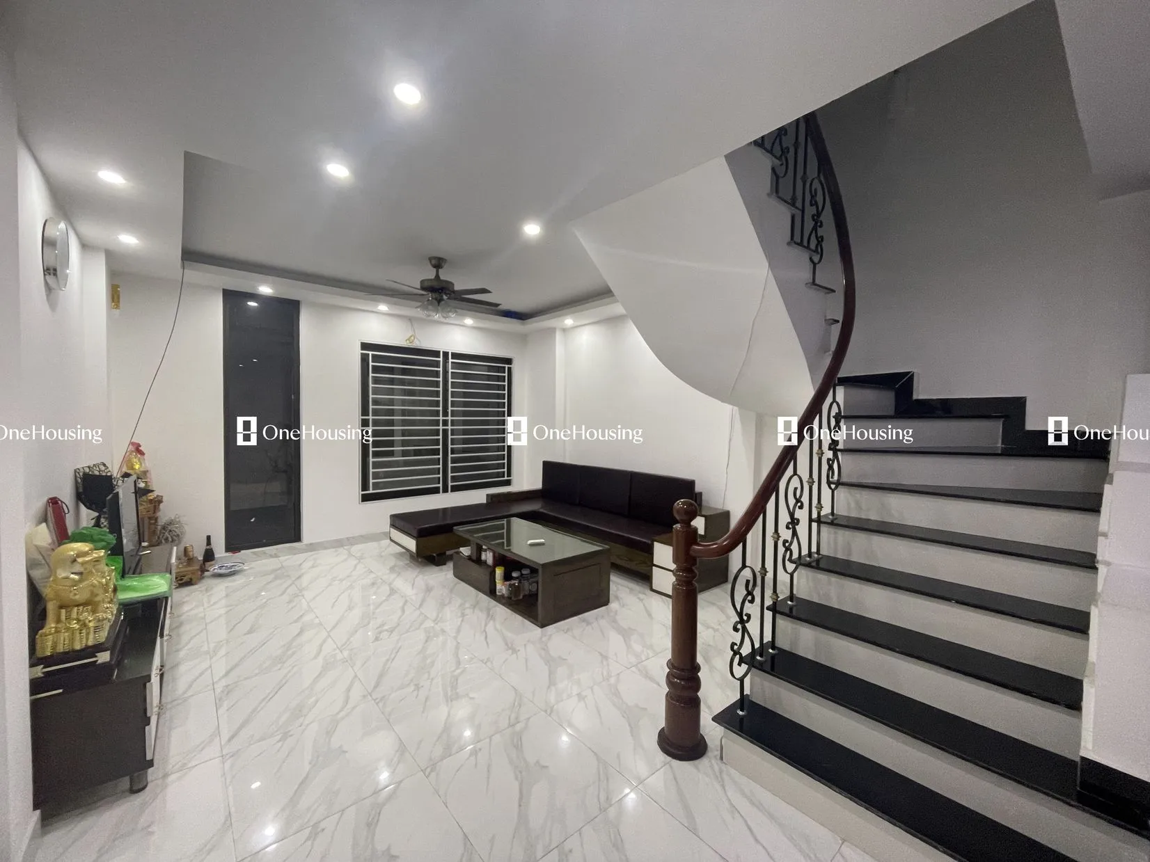 Nhà mặt ngõ diện tích 45m2 - 60m2 đường Quan Nhân quận Thanh Xuân giá bao nhiêu?