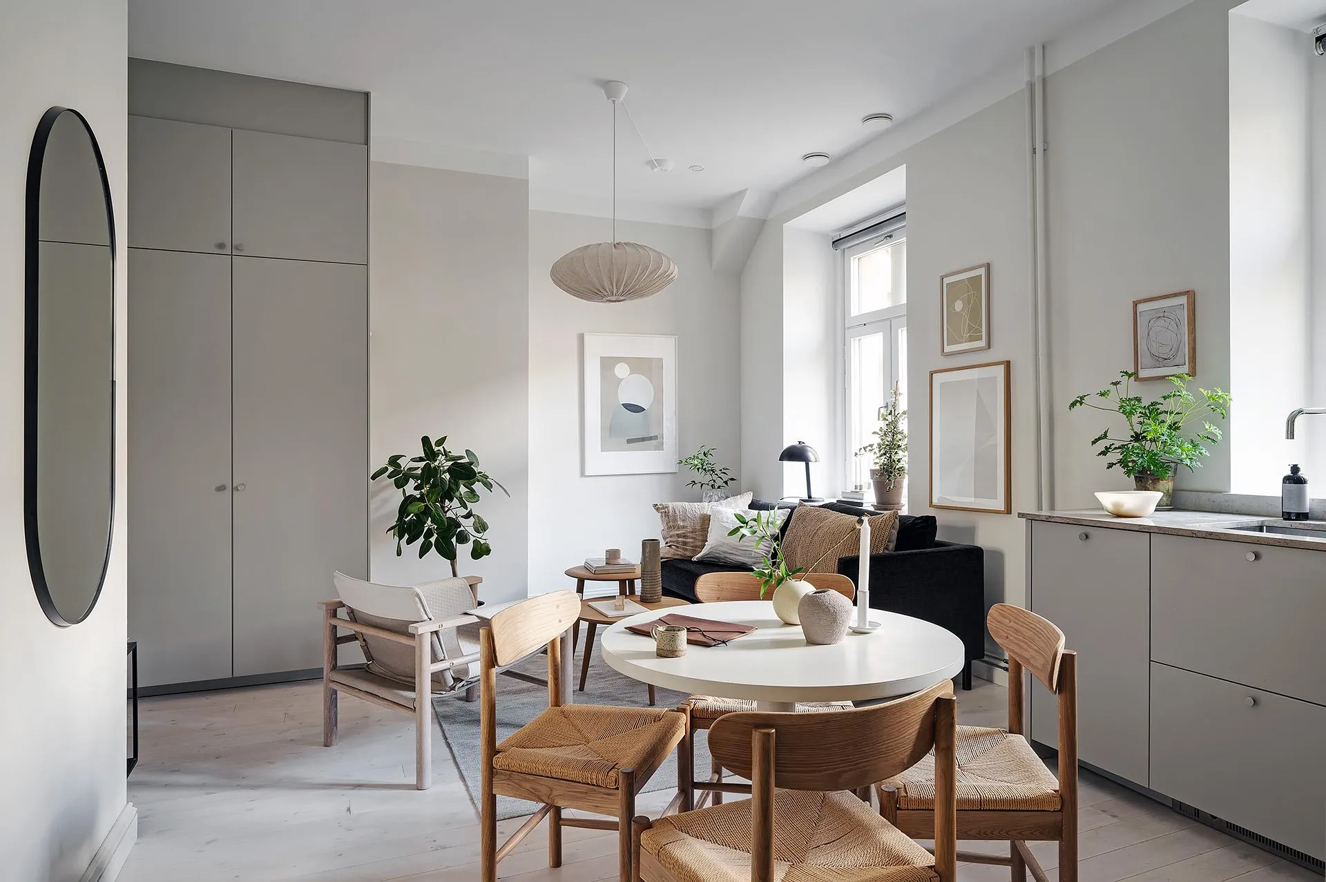 "Soi" căn hộ nhỏ 28m2 ngăn nắp, nữ tính của cô gái độc thân