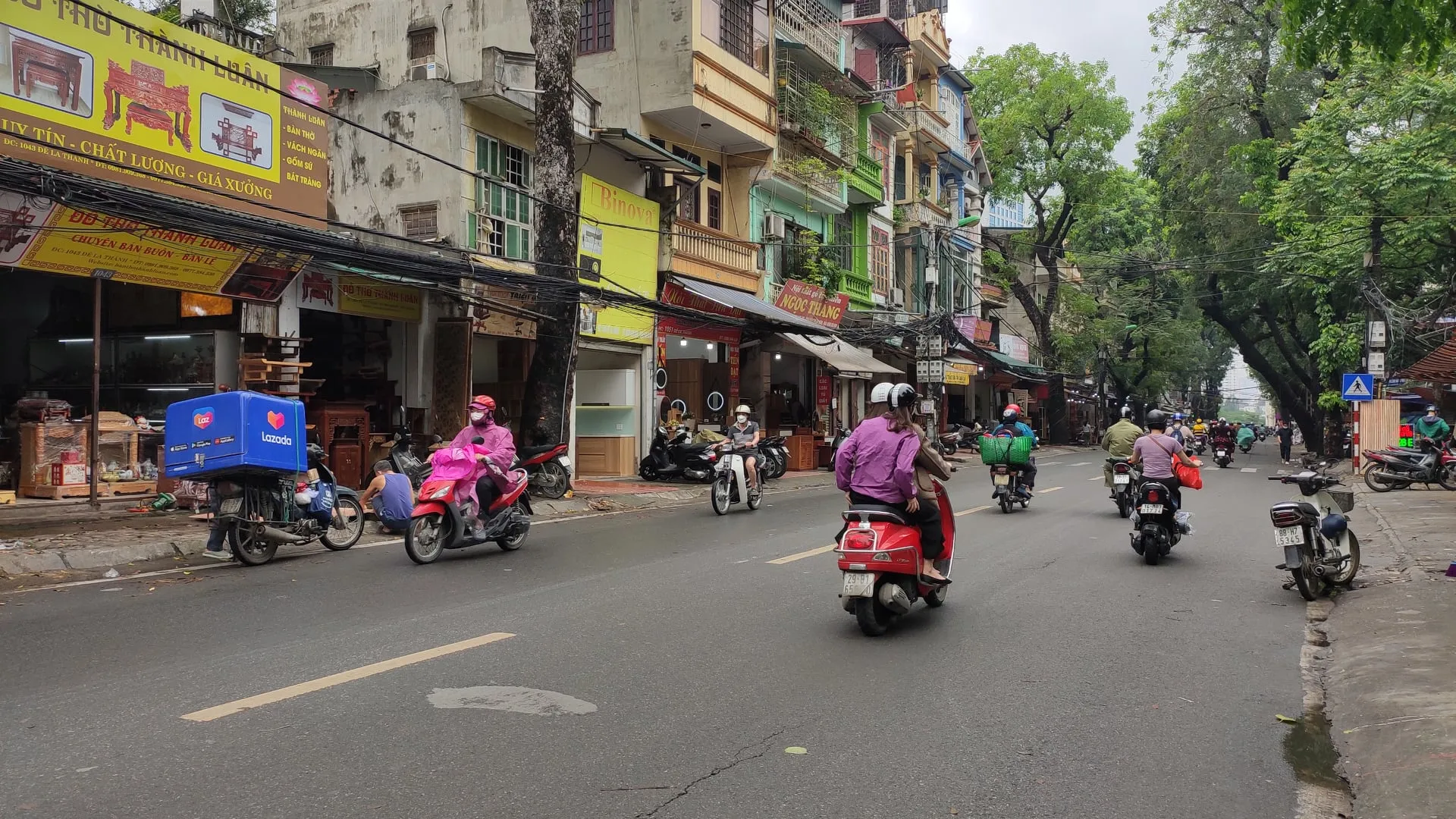 Nhà mặt phố 1 tầng đường Đê La Thành quận Đống Đa giá bao nhiêu?