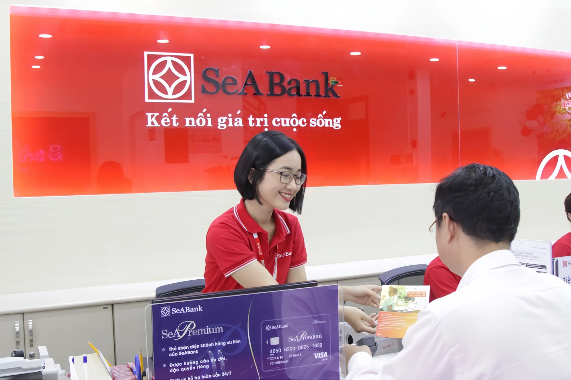 Lãi suất ngân hàng SeABank cho doanh nghiệp SME khi gửi tiết kiệm lĩnh lãi đầu kỳ có gì khác với lĩnh cuối kỳ?