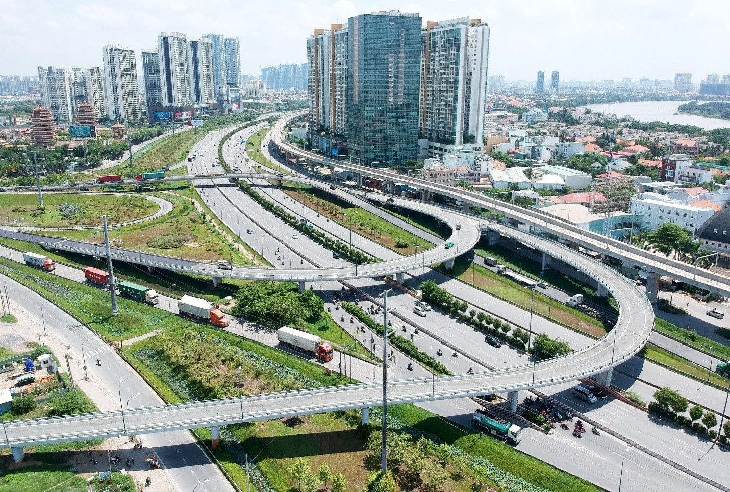 Chung cư nào có giá cao nhất, thấp nhất tại phường Đông Hưng Thuận Quận 12?