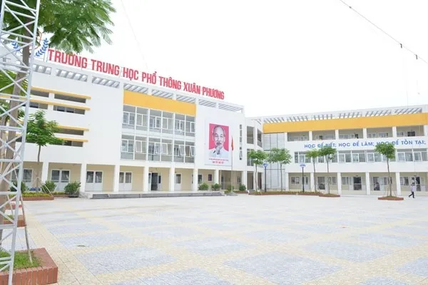 Những trường THPT công lập quận Nam Từ Liêm cho con em Vinhomes Smart City chuẩn bị thi lớp 10