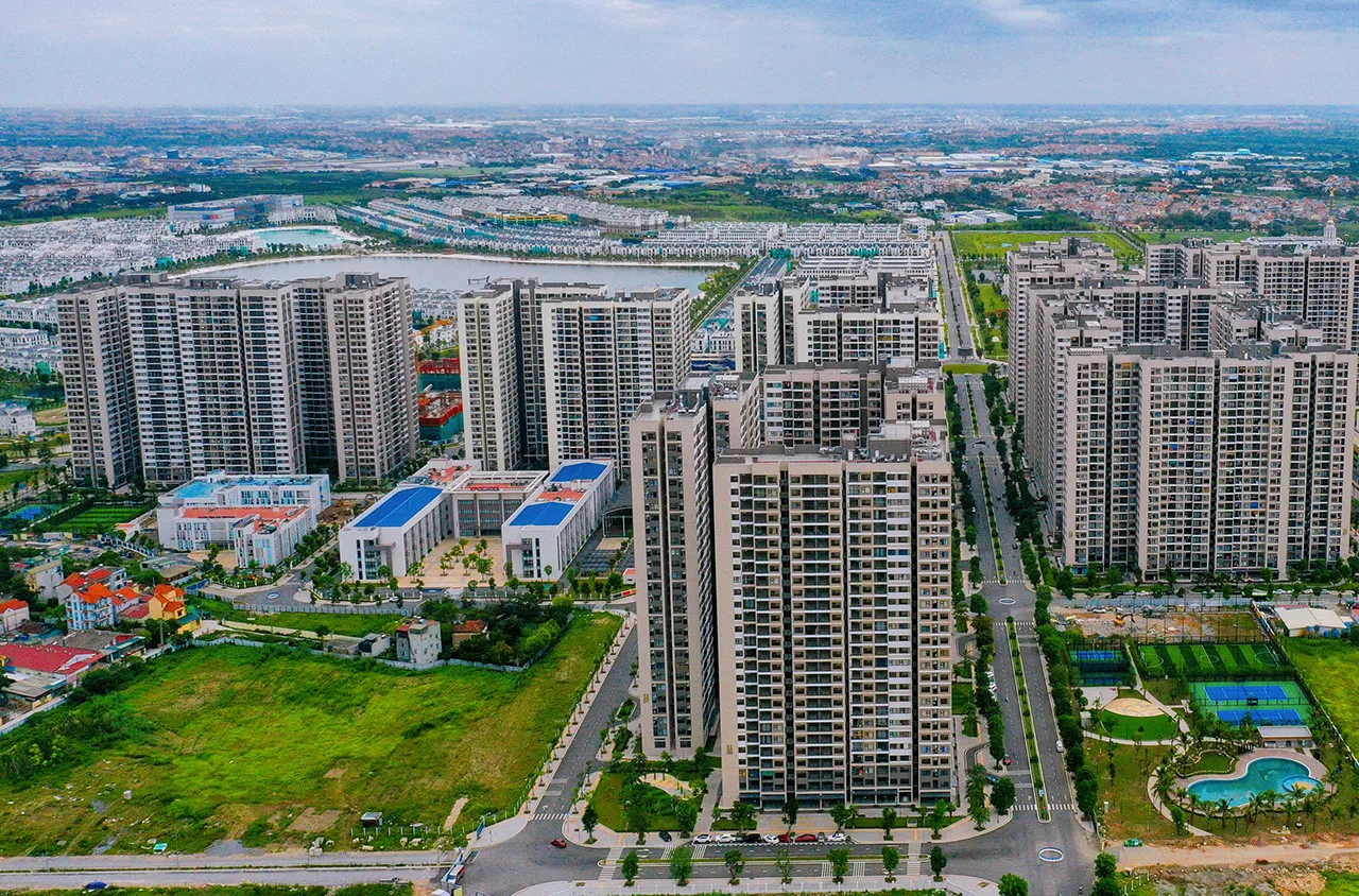 Giá mua bán căn hộ 3 phòng ngủ rẻ nhất và đắt nhất quận 8 là bao nhiêu?