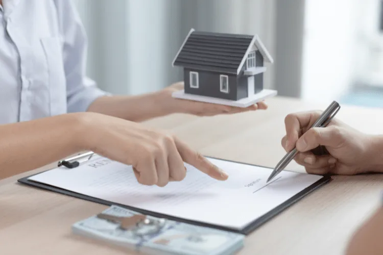 Phân biệt chuyển nhượng quyền sử dụng đất và chuyển đổi quyền sử dụng đất 
