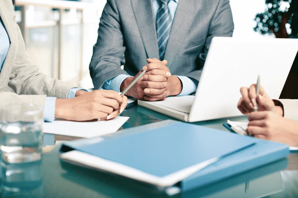 Những lưu ý quan trọng về hợp đồng 3 bên vay ngân hàng đầu tư bất động sản