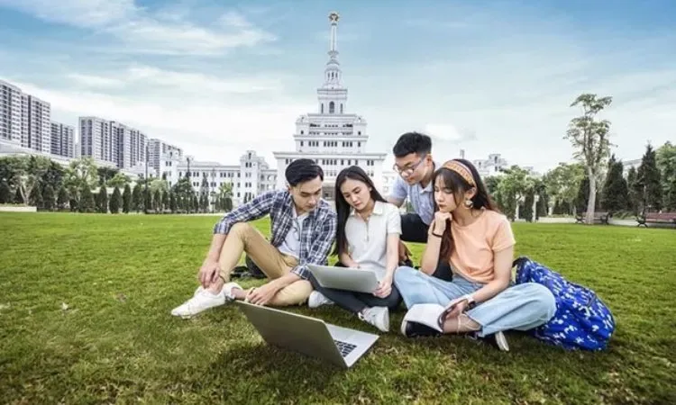 Bí quyết tiết kiệm tiền mua nhà cho gen Z