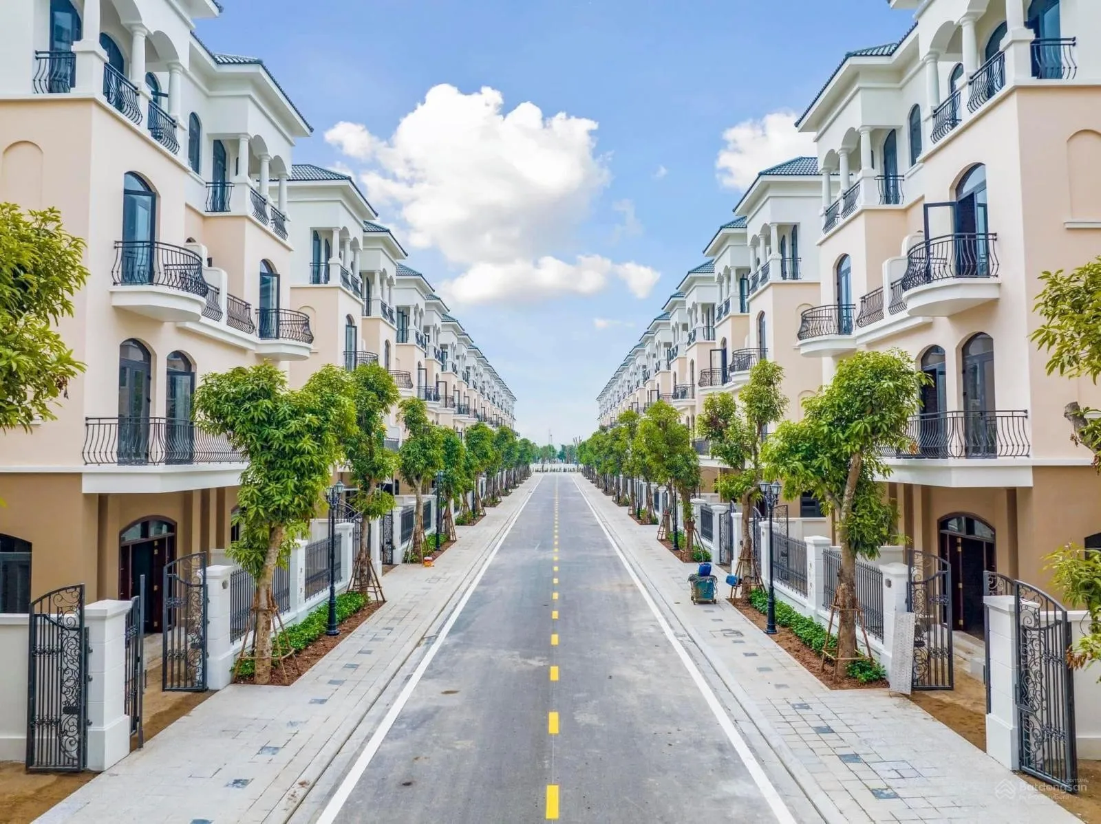 Những câu hỏi thường gặp về biệt thự song lập tại dự án Vinhomes Ocean Park 2
