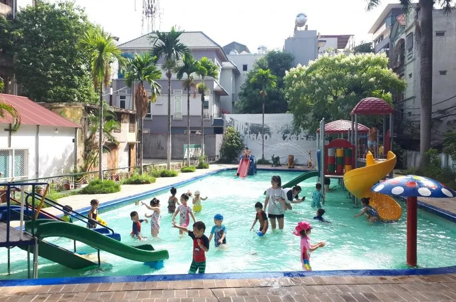 Top 5 bể bơi chung cư nổi tiếng nhất quận Cầu Giấy kèm giá vé
