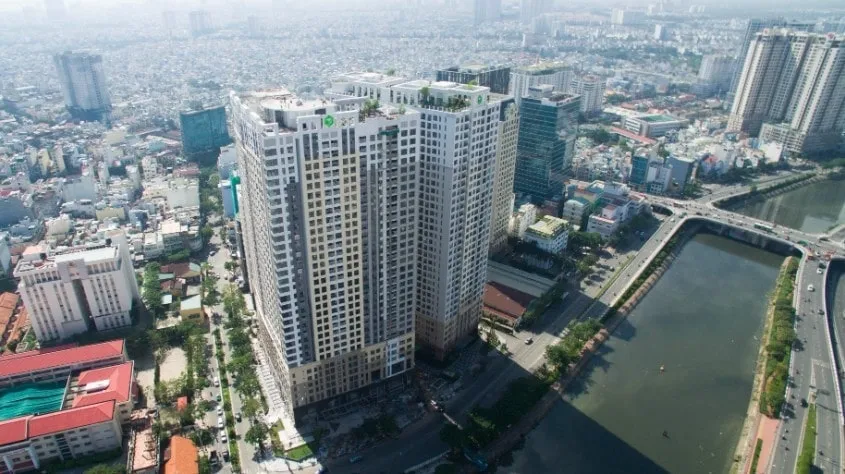 Giá căn hộ chung cư quận 4 diện tích 150 - 200m2 đang bán bao nhiêu tiền 1m2?