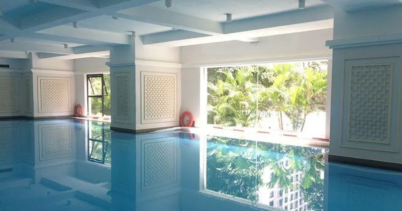 Khu chung cư Royal City có khóa dạy bơi nào cho trẻ em?