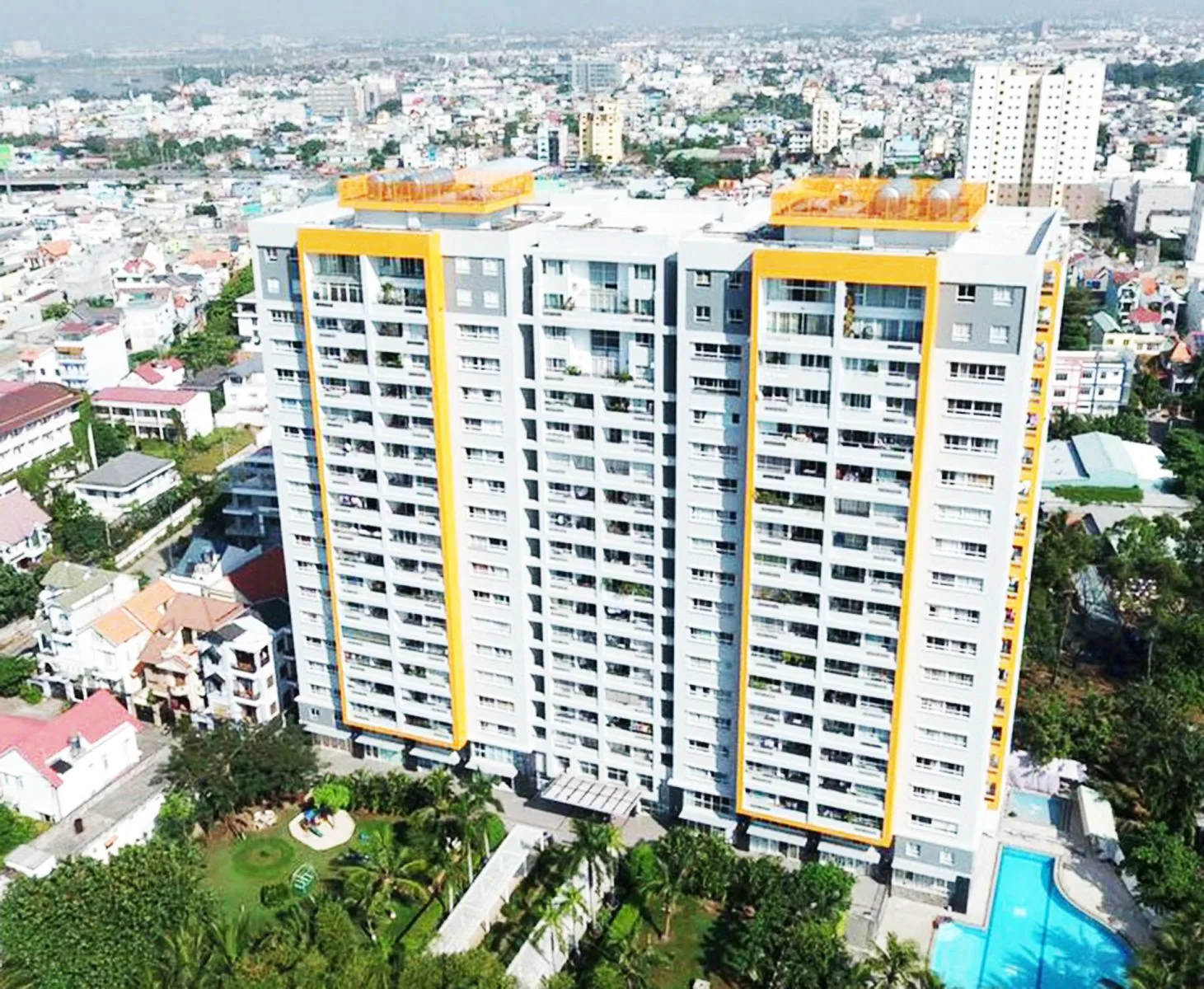 Giá chung cư quận Thủ Đức diện tích 200 - 250m2 đang bán bao nhiêu 1m2?