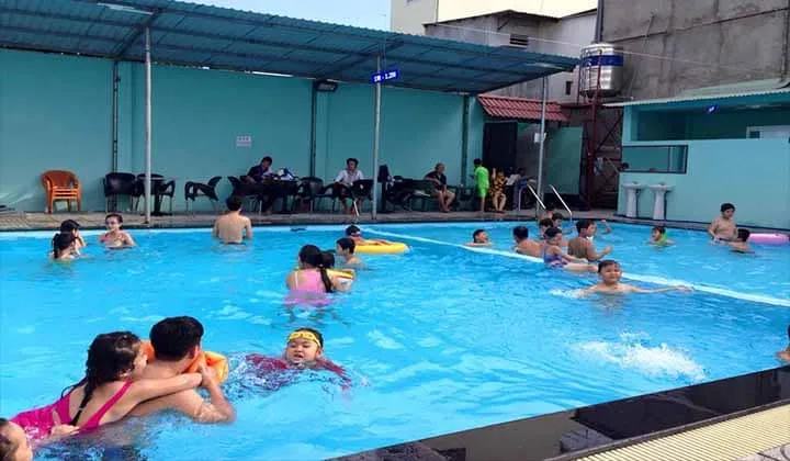 Khám phá top 9 bể bơi có giá vé rẻ nhất TP.HCM