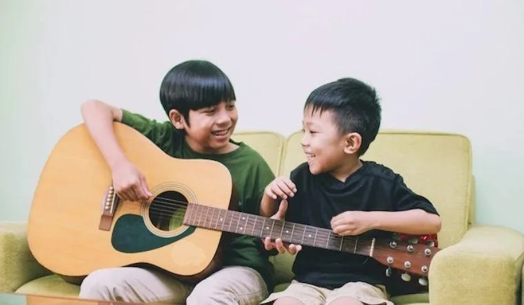 Gợi ý 10 trung tâm dạy đàn guitar uy tín cho trẻ tại quận 7 - TP. Hồ Chí Minh