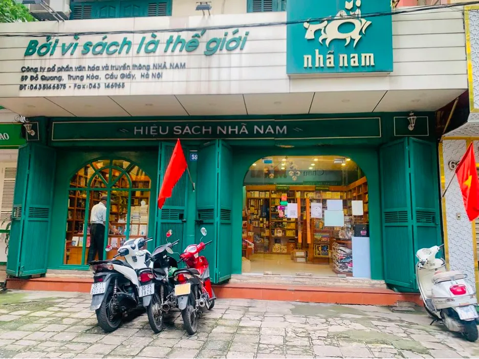 Top 6 nhà sách gần chung cư Luxury Park Views phù hợp đưa trẻ đến khám phá hè này
