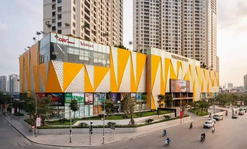 Những địa điểm vừa mua sắm vừa có thể tránh nóng khi mất điện cho cư dân ở quận Cầu Giấy