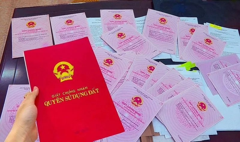 Giải đáp: Sổ hồng và sổ đỏ loại nào có giá trị hơn?