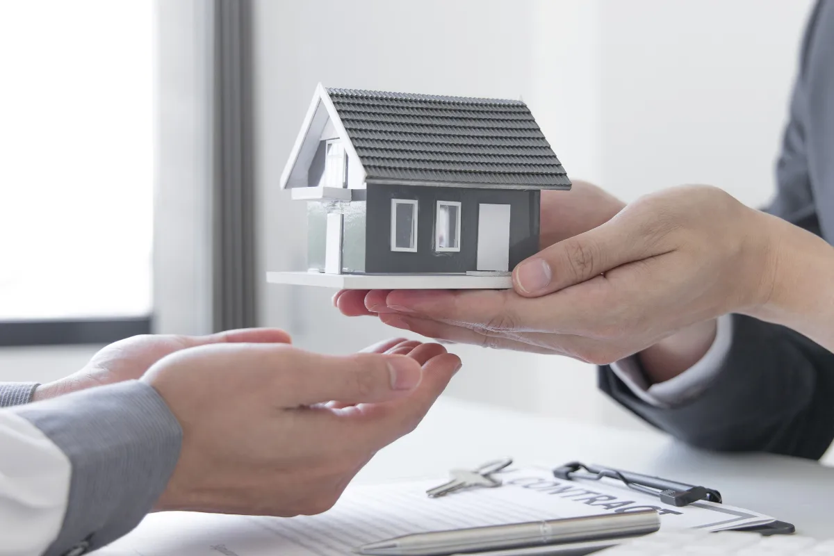 5 lý do dẫn đến khủng hoảng tài chính khi mua nhà, vợ chồng trẻ cần tránh