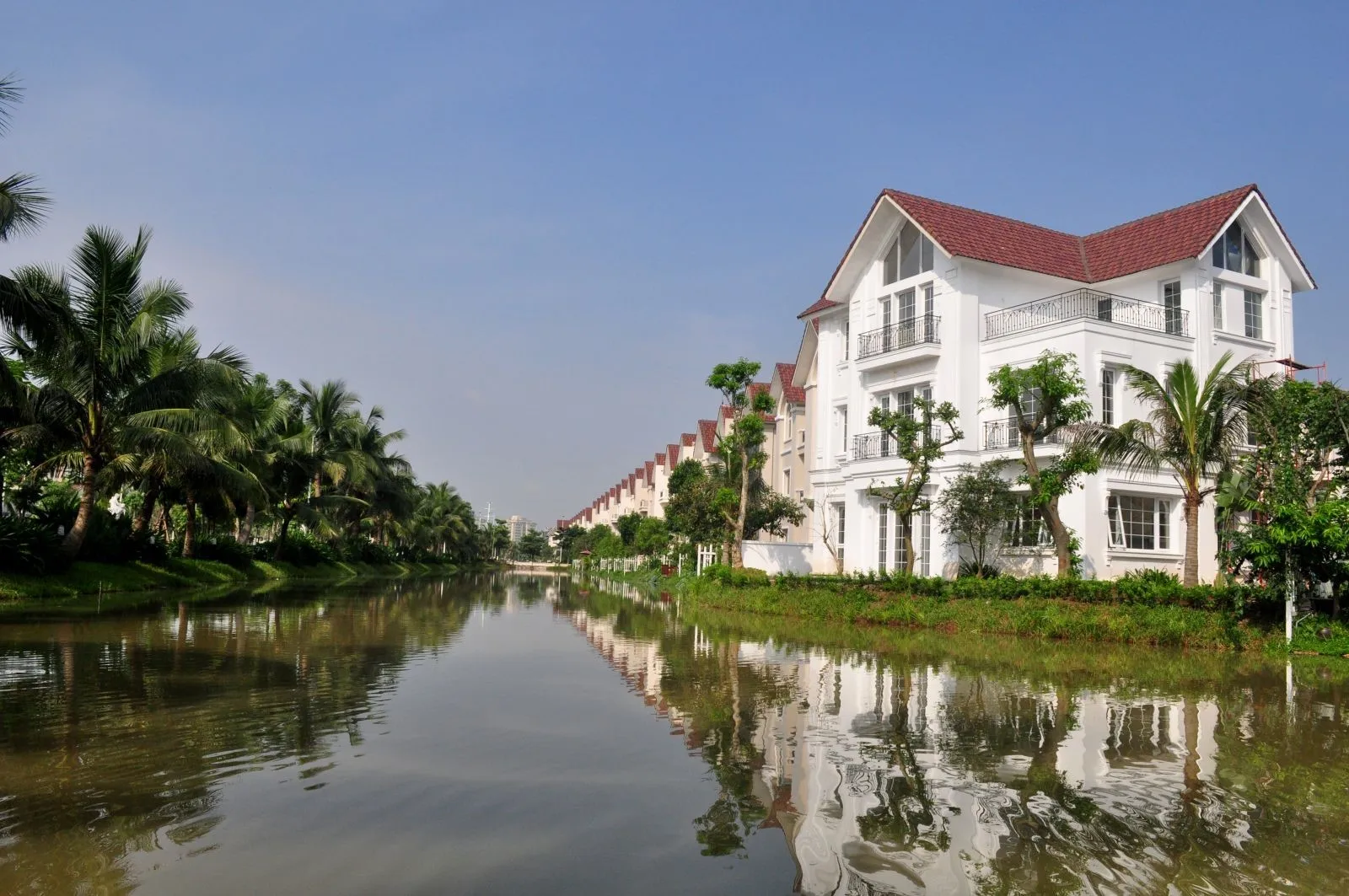 Phường nào đang cho thuê nhiều biệt thự, nhà liền kề nhất ở quận Long Biên?