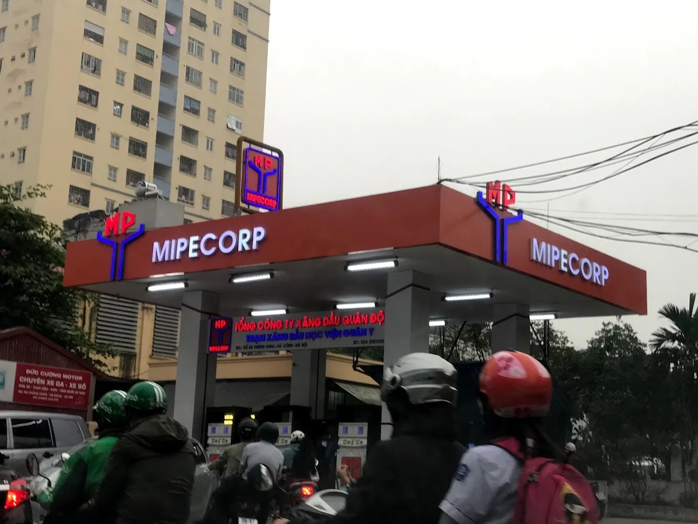 Trạm xăng gần chung cư HUD3 Tower quận Hà Đông nhất nằm ở đâu?
