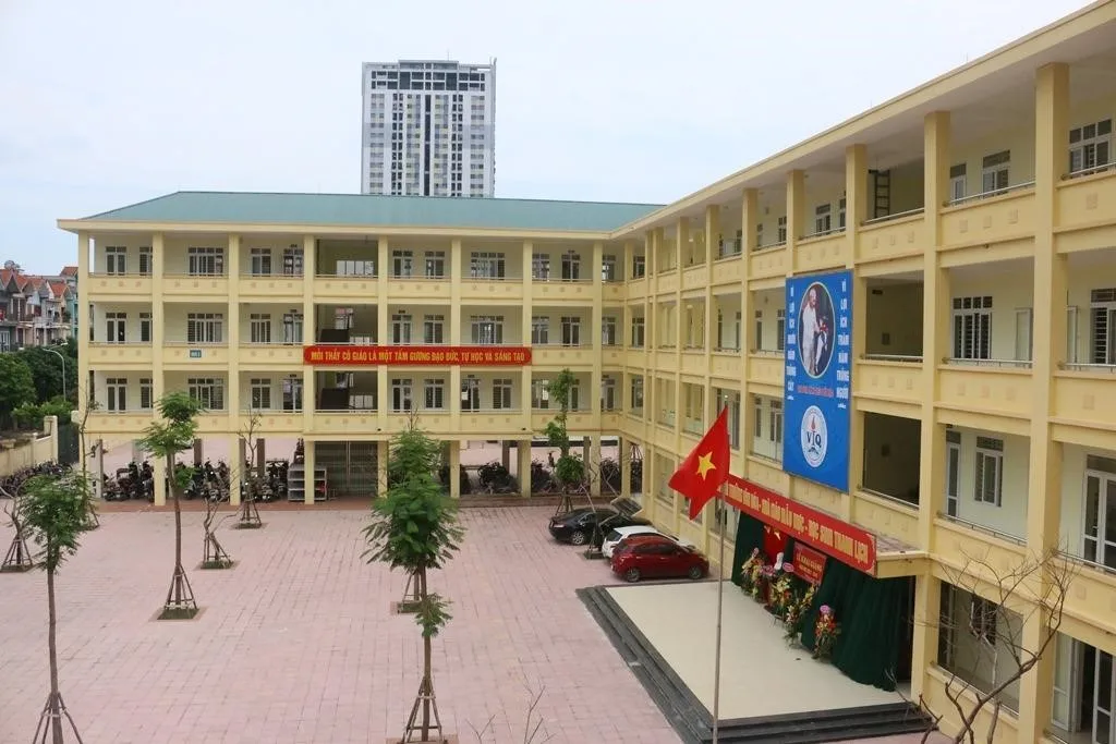 Chung cư Goldsilk Complex quận Hà Đông gần trường THCS nào?