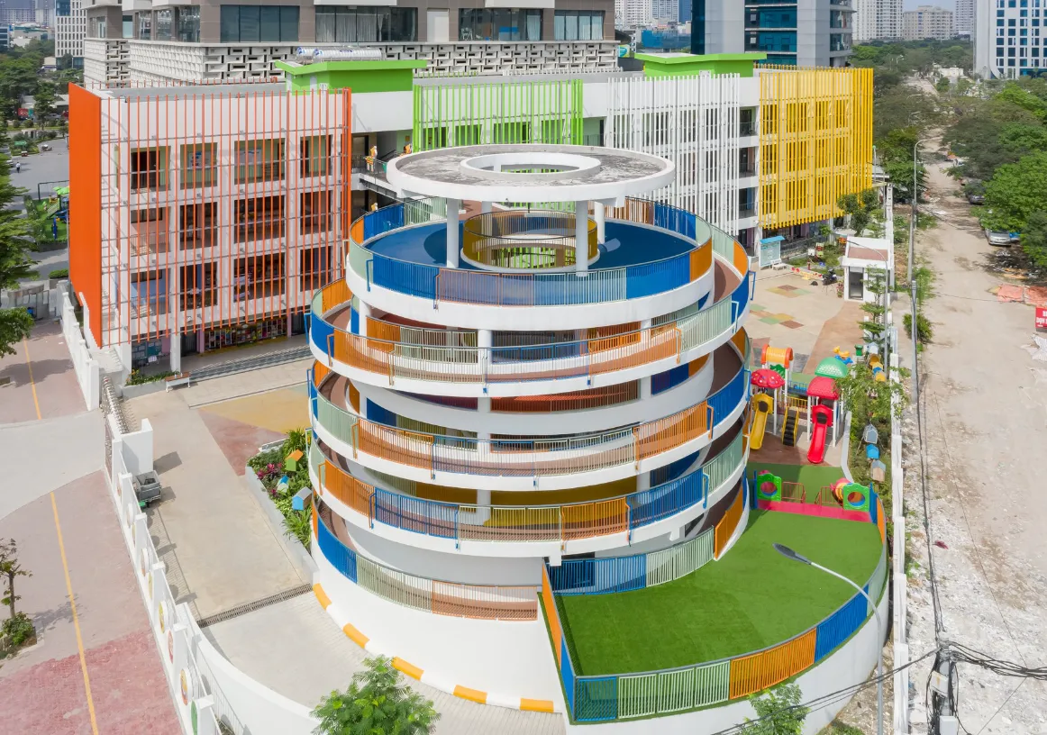 Gần chung cư Indochina Plaza quận Cầu Giấy có các trường mầm non nào?