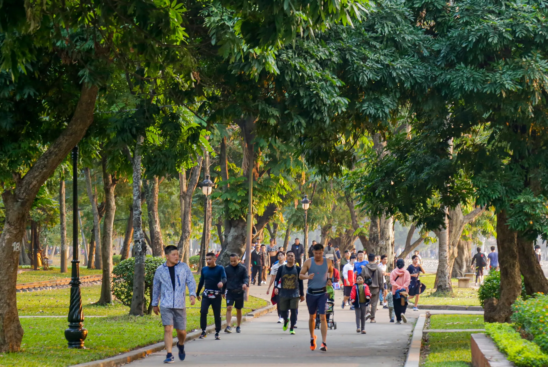 Chung cư Capital Garden quận Đống Đa cách công viên Thống Nhất bao nhiêu km?