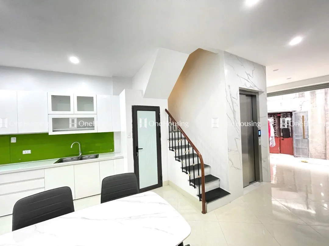 Nhà mặt ngõ cách Đê Trần Khát Chân 10m, P. Thanh Lương, Q. Hai Bà Trưng, TP. Hà Nội