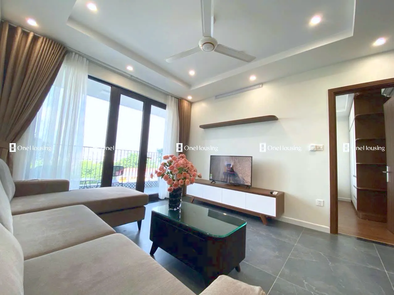 Nhà mặt phố Nghi Tàm, P. Quảng An, Q. Tây Hồ, TP. Hà Nội
