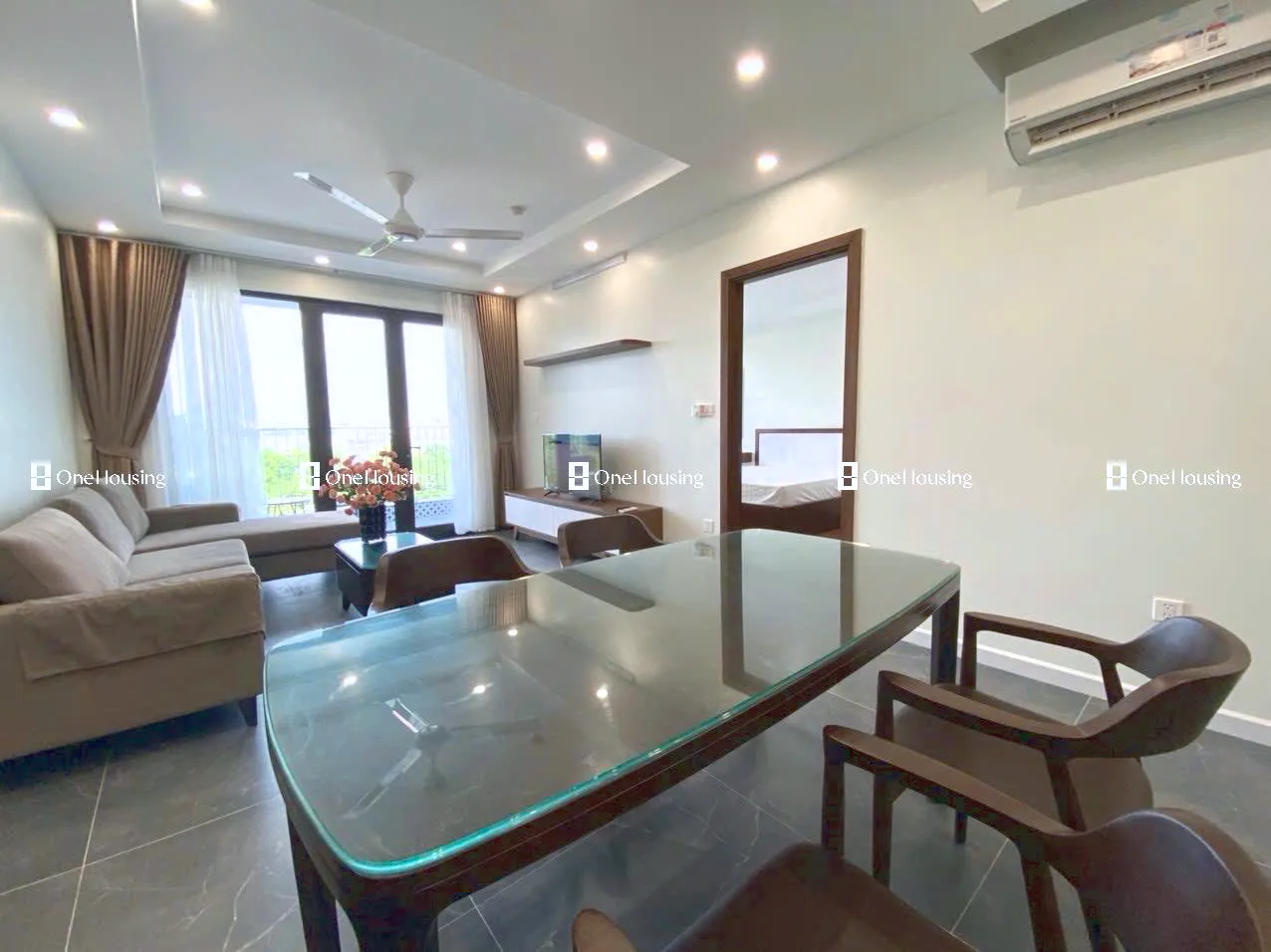 Nhà mặt phố Nghi Tàm, P. Quảng An, Q. Tây Hồ, TP. Hà Nội