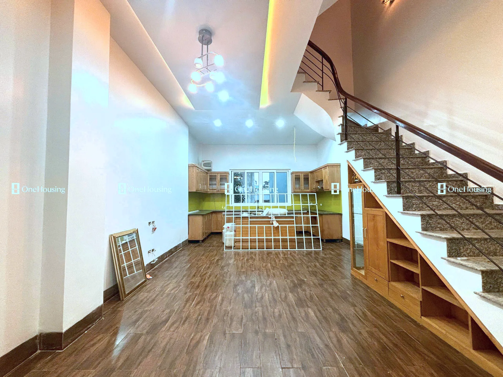 Nhà mặt ngõ cách Lạc Long Quân 80m, P. Nghĩa Đô, Q. Cầu Giấy, TP. Hà Nội