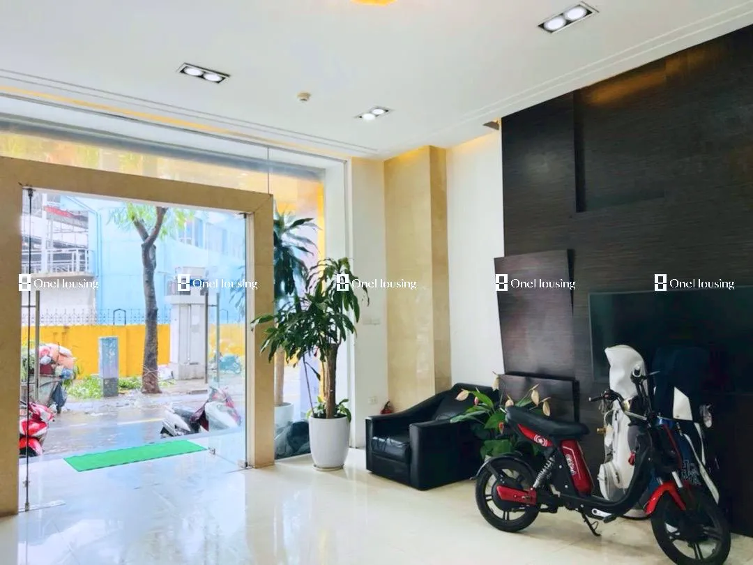 Nhà mặt phố Đội Cấn, P. Cống Vị, Q. Ba Đình, TP. Hà Nội