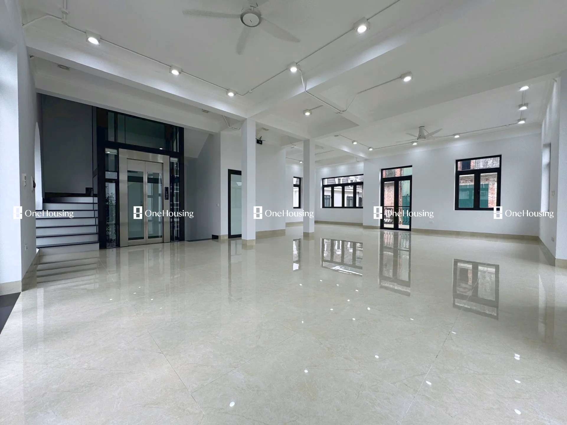 Nhà mặt phố Khu đô thị Văn Phú, P. Phú La, Q. Hà Đông, TP. Hà Nội
