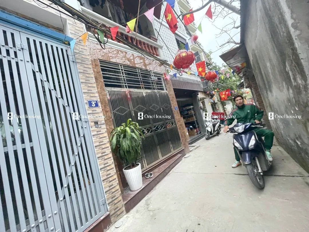 Nhà mặt ngõ cách Gia Quất 15m, P. Thượng Thanh, Q. Long Biên, TP. Hà Nội