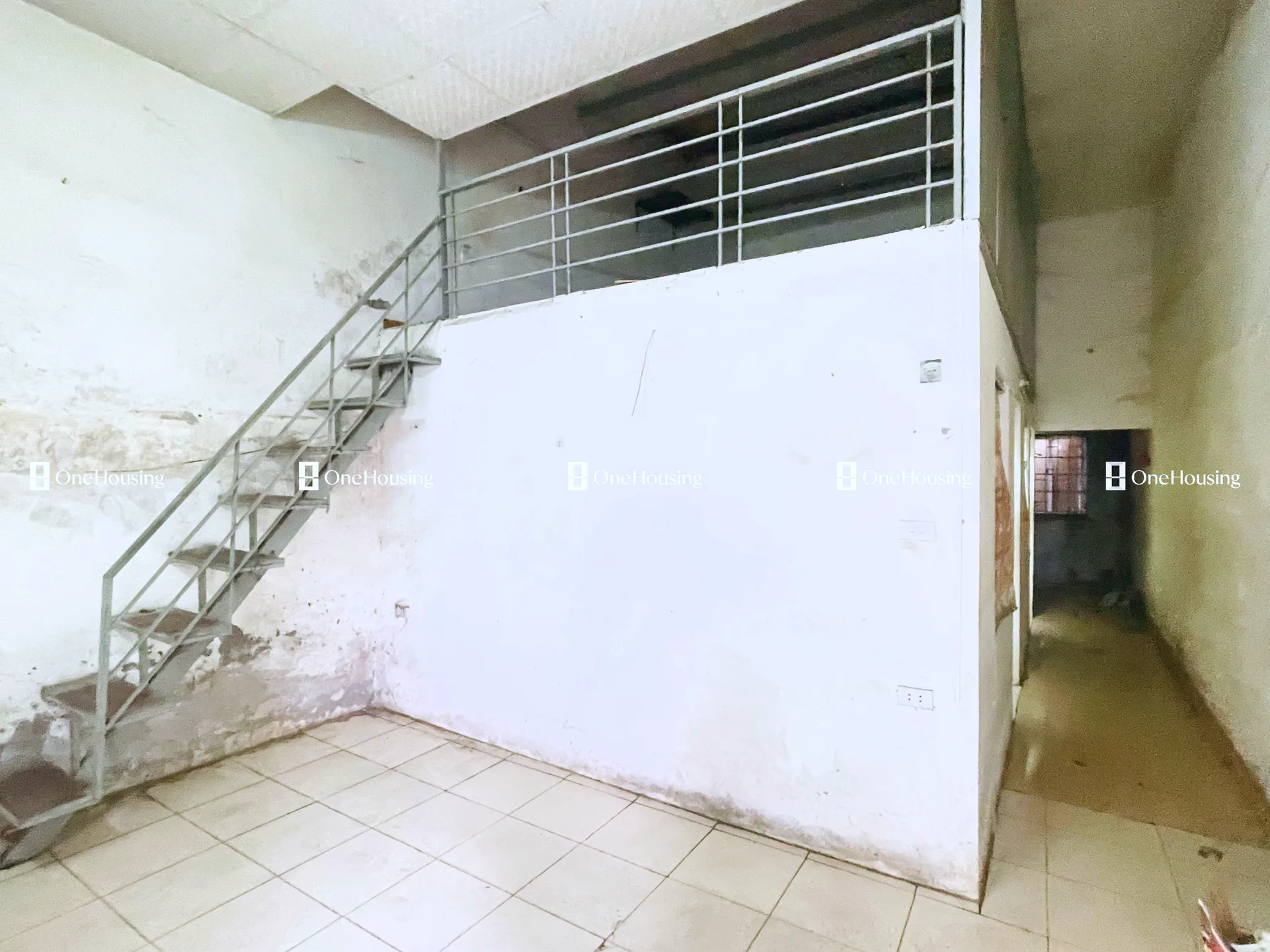 Nhà mặt ngõ cách Nguyễn Khoái 100m, P. Lĩnh Nam, Q. Hoàng Mai, TP. Hà Nội