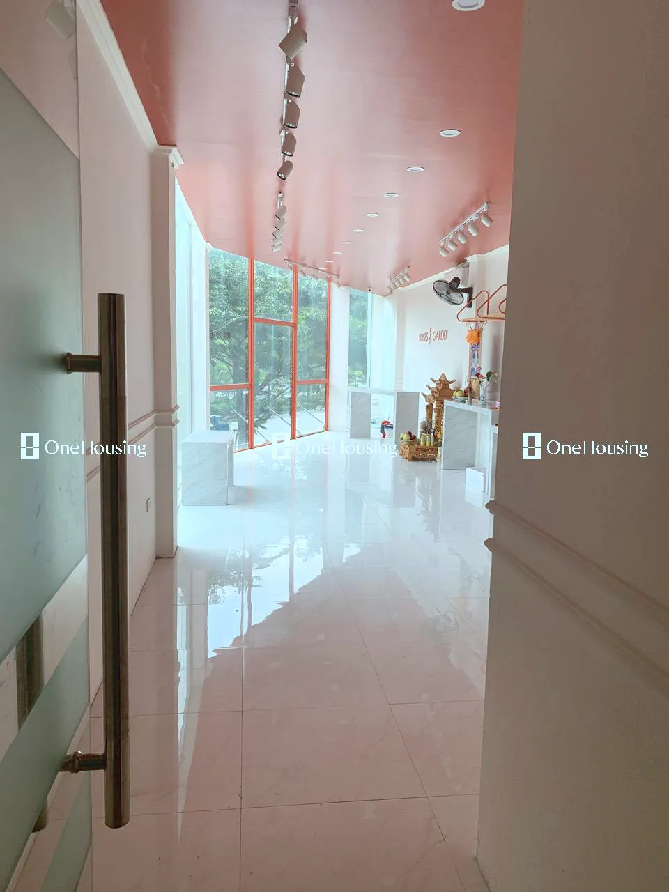 Nhà mặt phố Võ Chí Công, P. Nghĩa Đô, Q. Cầu Giấy, TP. Hà Nội