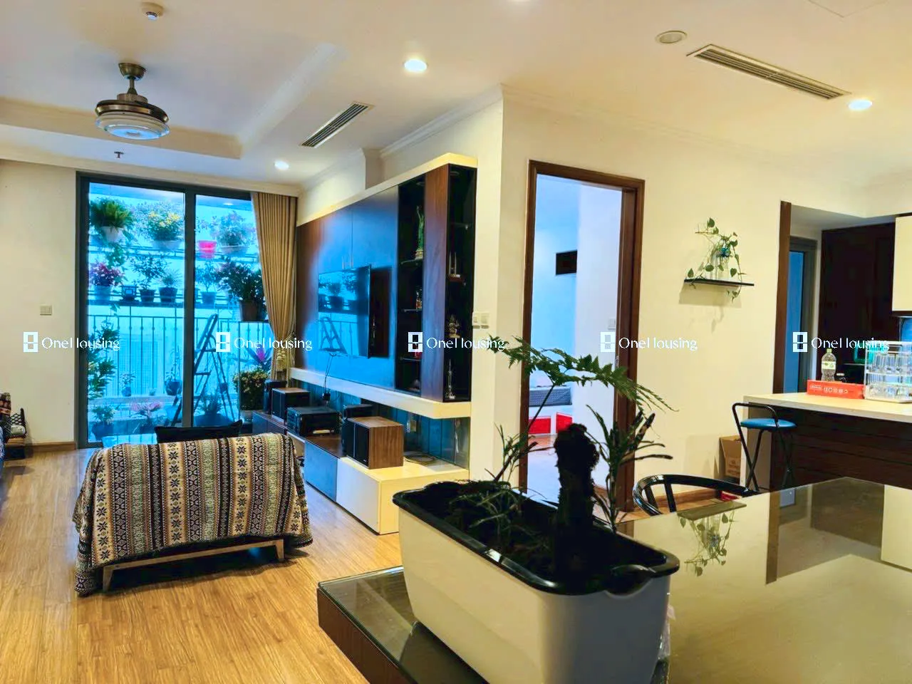 Onehousing image