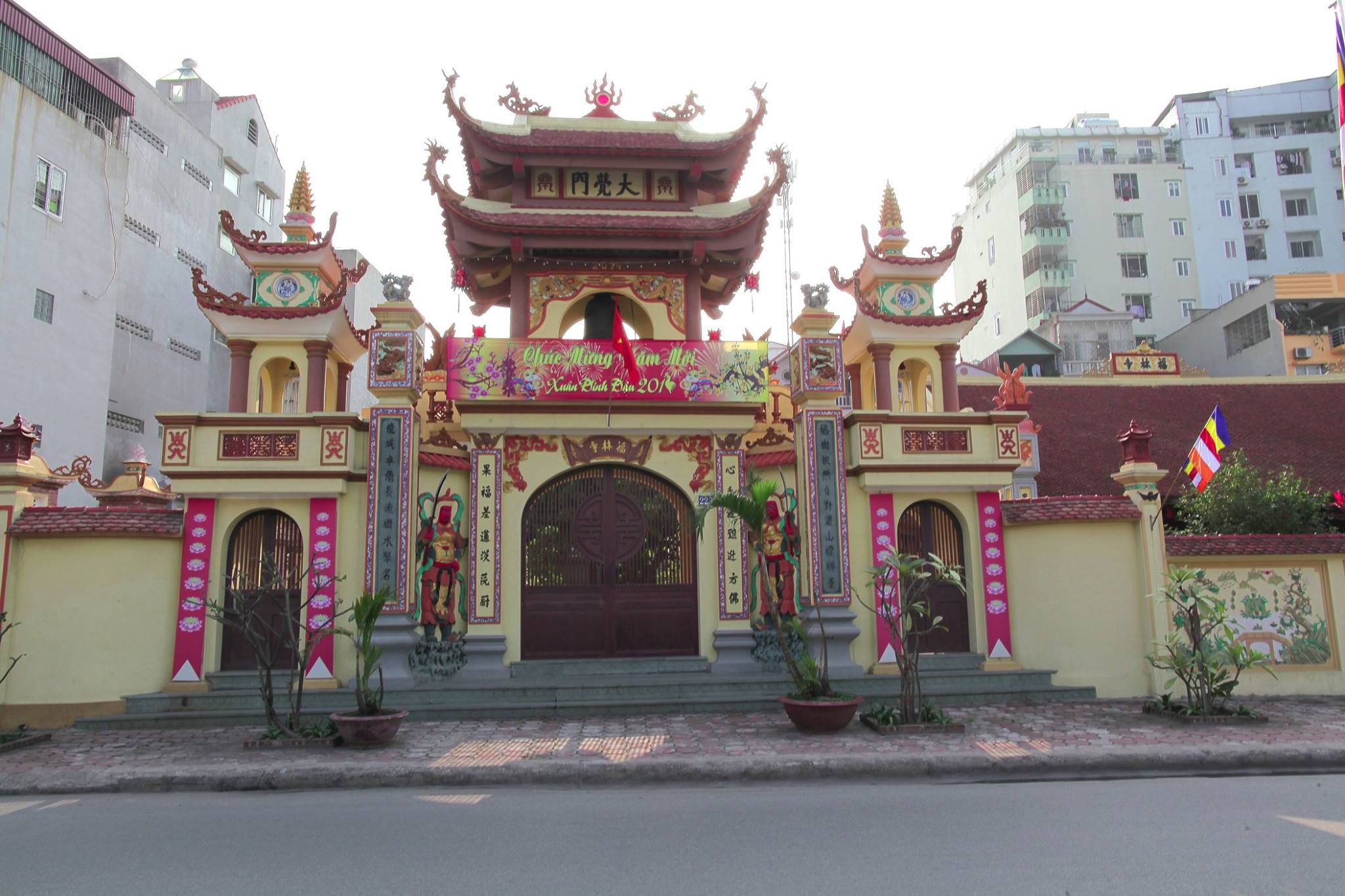 Top 3 ngôi chùa gần chung cư 90 Nguyễn Tuân quận Thanh Xuân