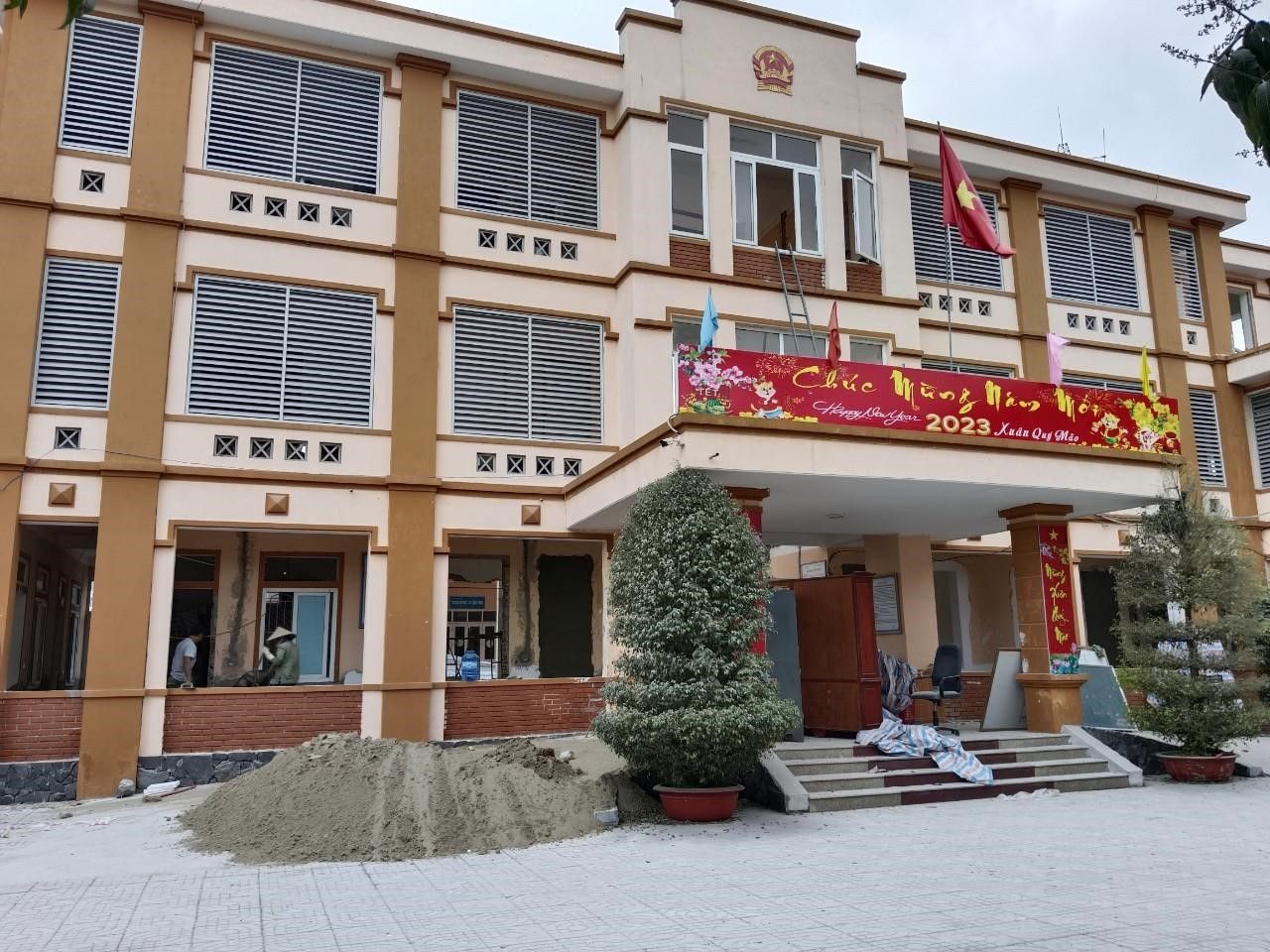 Có những cơ quan hành chính nào gần chung cư Valéo Đầm Sen, quận Tân Phú?