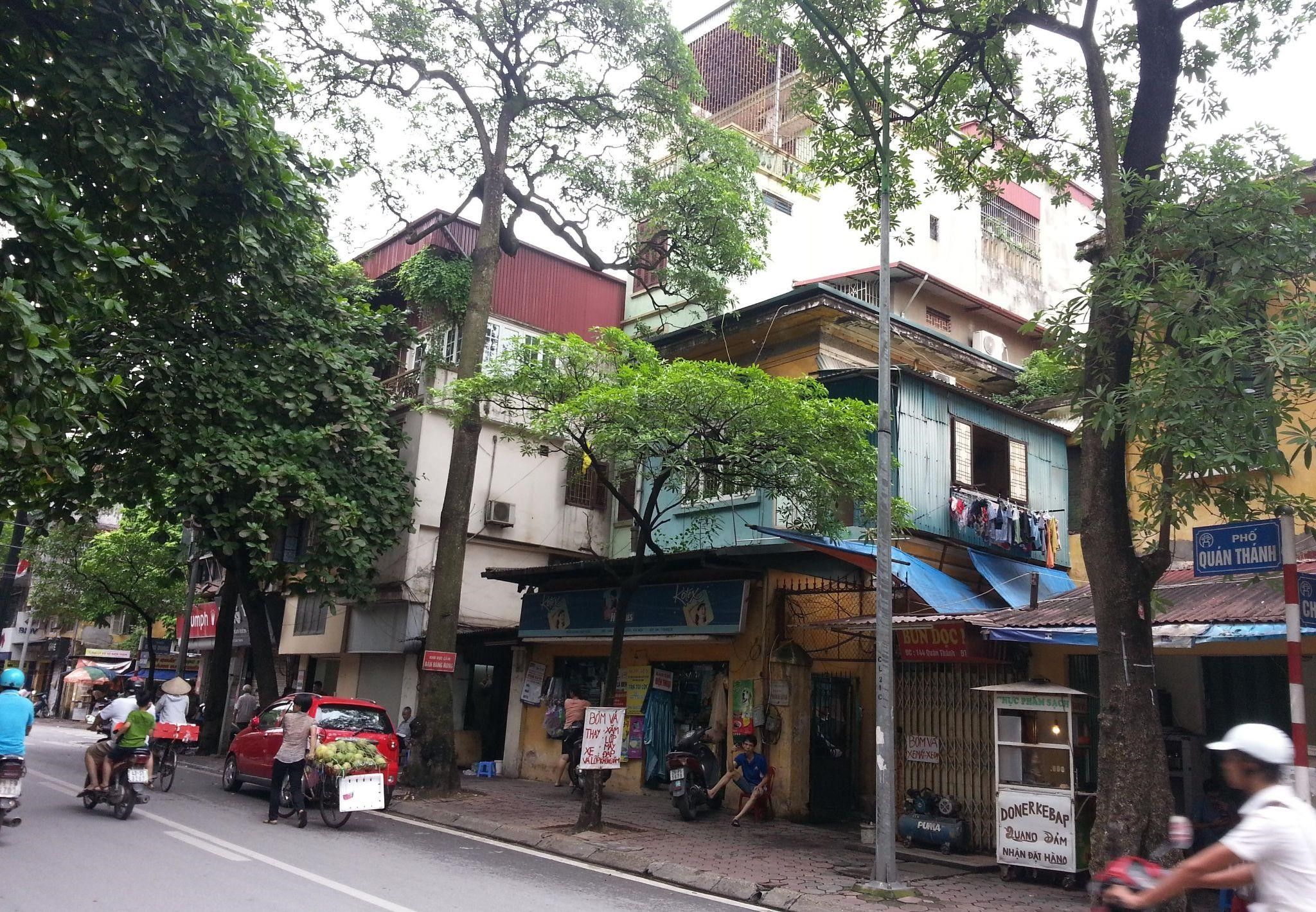 Nhà mặt phố tại đường Bưởi, phường Vĩnh Phúc, quận Ba Đình có giá bán bao nhiêu?
