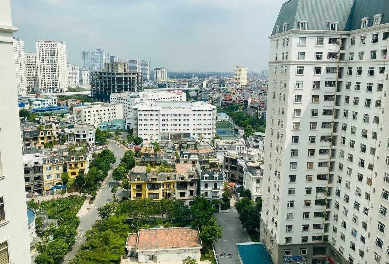 So sánh giá bán căn hộ dự án The Sparks Hoàng Quốc Việt và chung cư Hanhud 234 Hoàng Quốc Việt