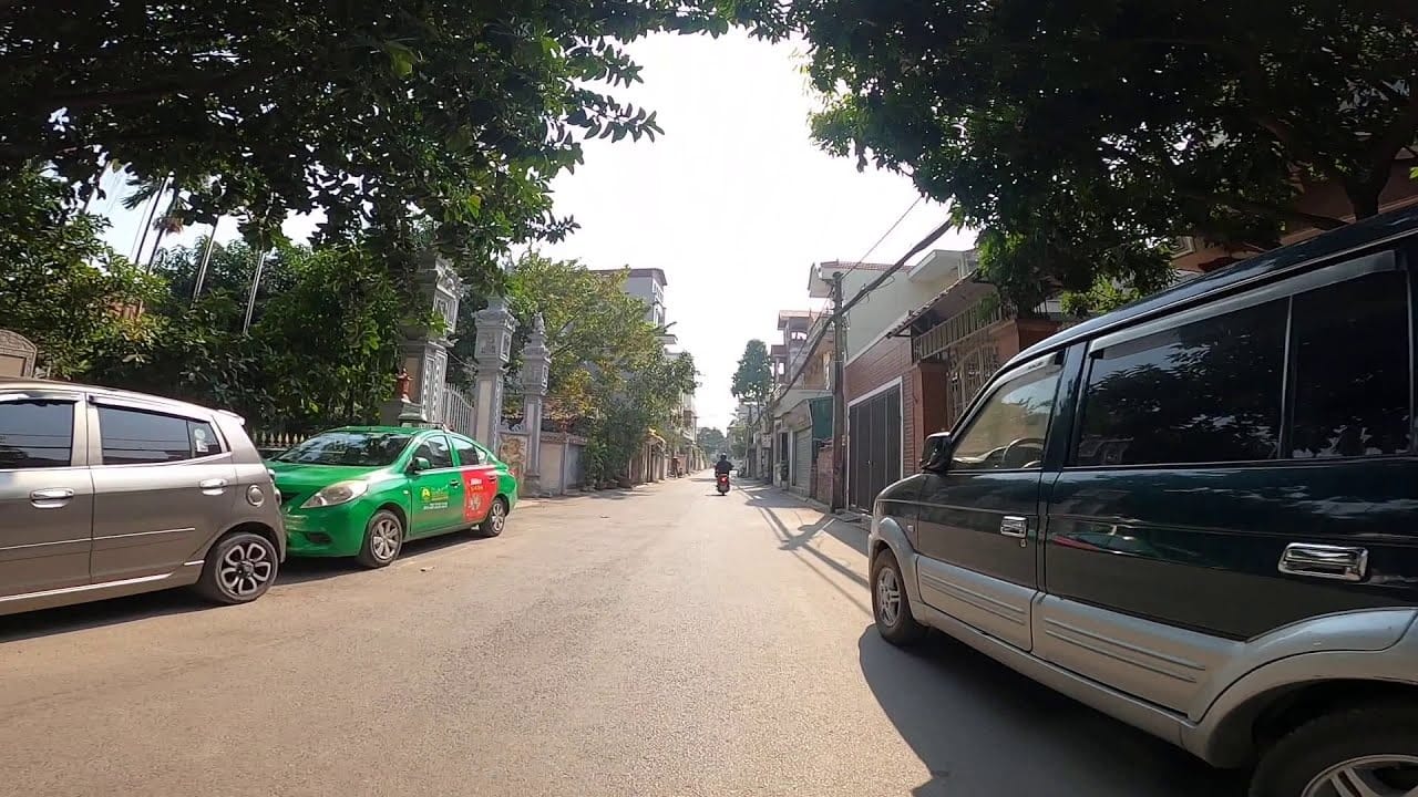 Nhà mặt phố tại đường Tân Thụy, quận Long Biên giá bán bao nhiêu?