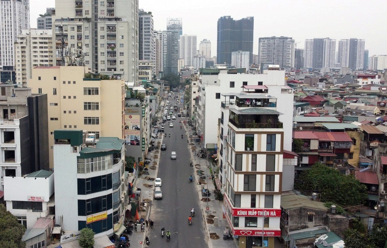 Nhà mặt ngõ cách đường Nguyễn Xiển 20m, quận Thanh Xuân có giá bán bao nhiêu?